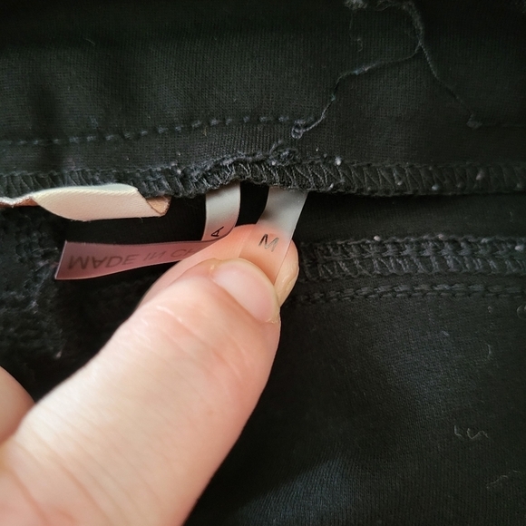 Soft Surroundings Women's Black Pleated Pull-on Pants Size Medium - Picture 4 of 4